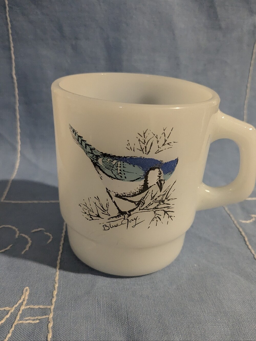 Anchor Hocking Milk Glass Bird Mug Vintage